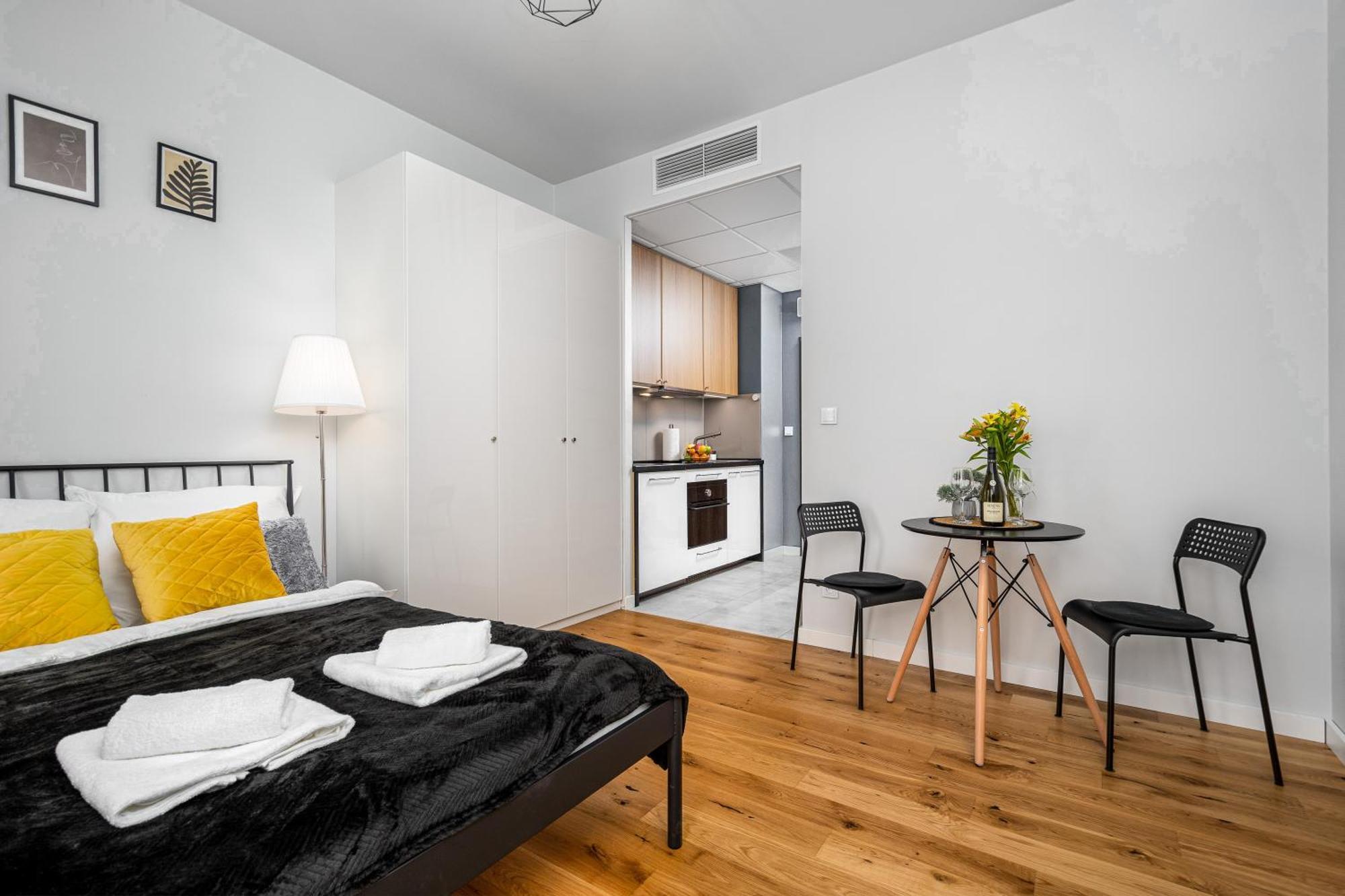 Apart D&K Free Parking Aleja Prymasa Tysiaclecia 83A Apartment Варшава Екстериор снимка