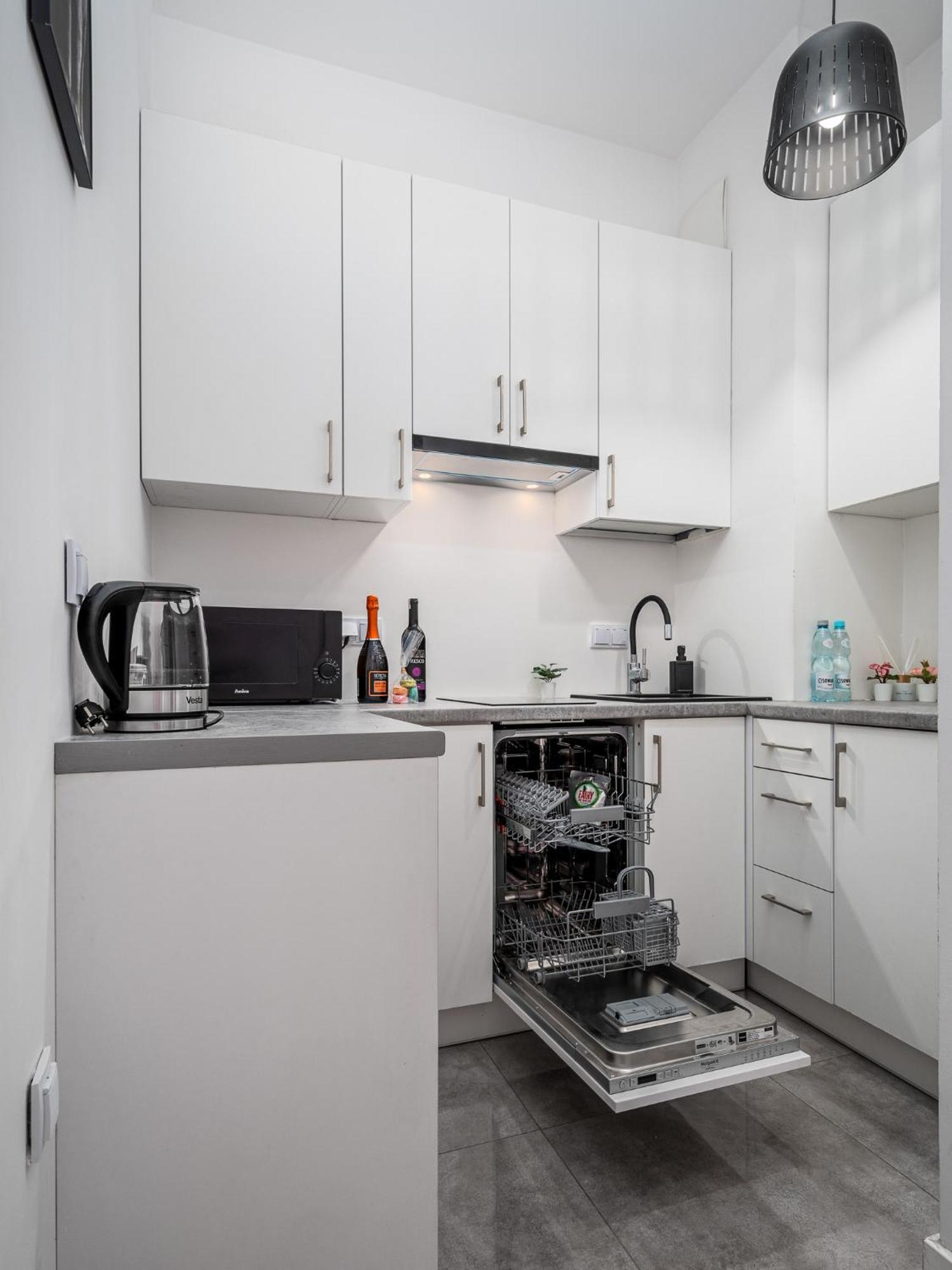 Apart D&K Free Parking Aleja Prymasa Tysiaclecia 83A Apartment Варшава Екстериор снимка